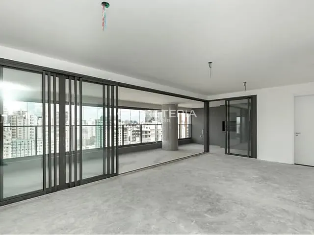 Apartamento 4 quartos e 6 banheiros, à venda, no bairro Campo Belo em São Paulo