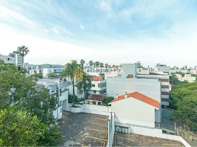 Sala à venda, no bairro Petrópolis em Porto Alegre
