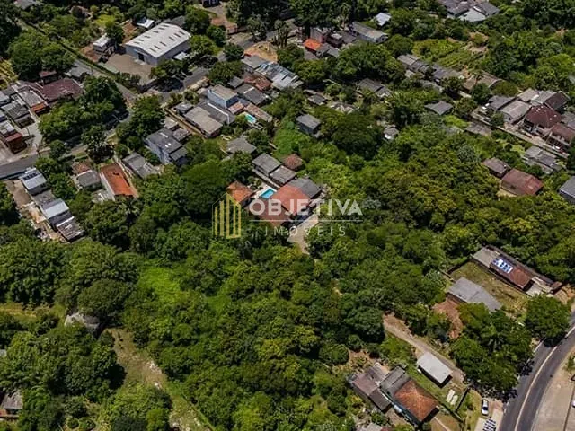 Terreno à venda, no bairro Vila Nova em Porto Alegre