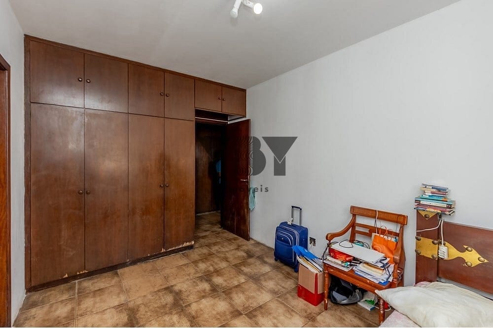Apartamento à venda com 4 quartos, 209m² - Foto 4