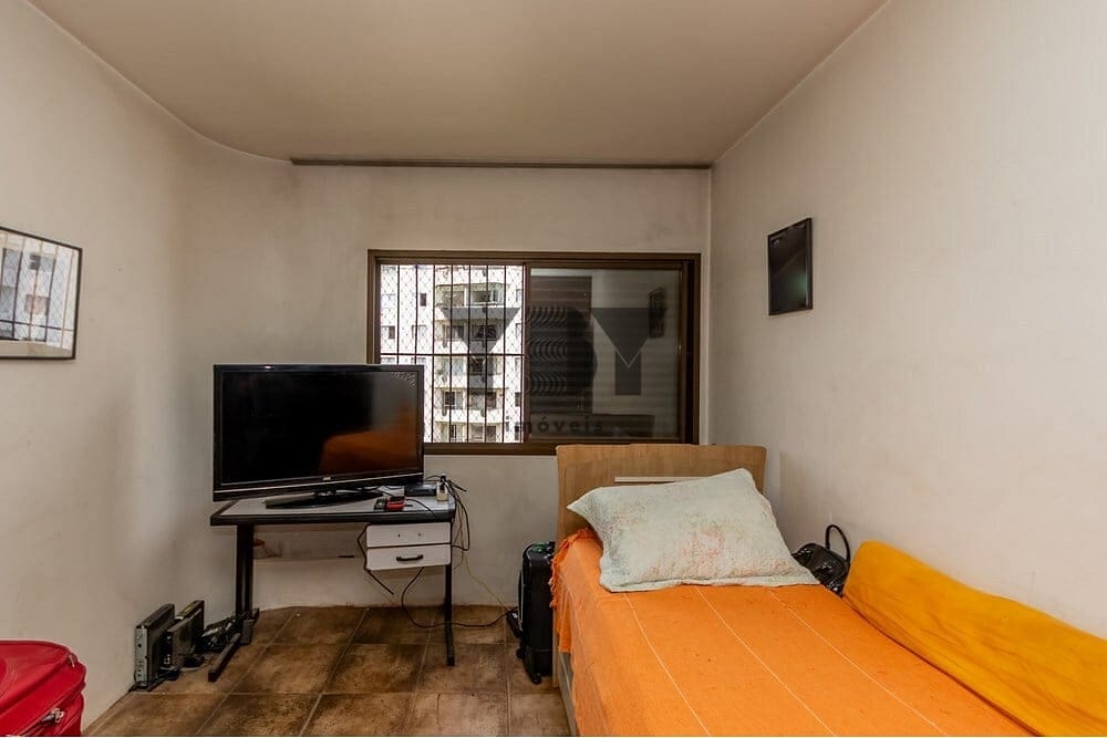 Apartamento à venda com 4 quartos, 209m² - Foto 6