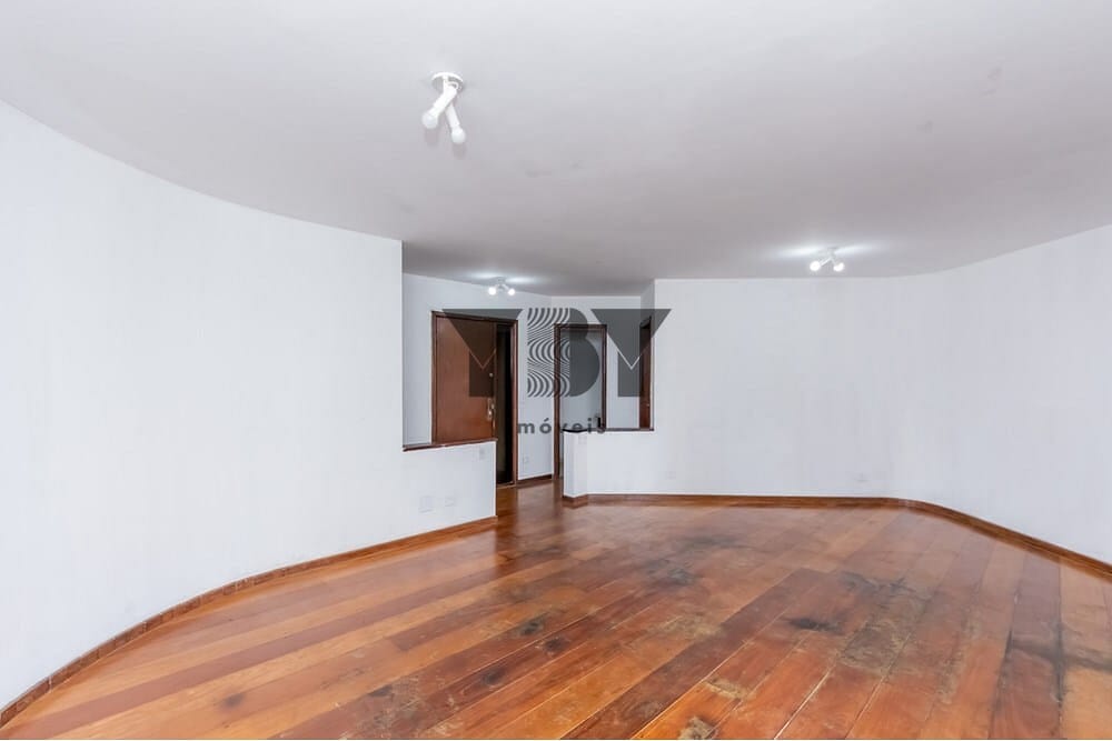Apartamento à venda com 4 quartos, 209m² - Foto 20