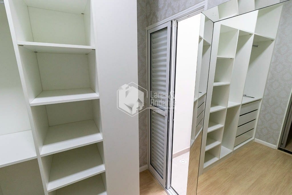 Casa à venda com 2 quartos, 96m² - Foto 5