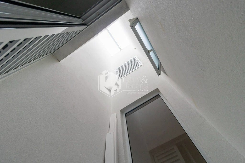 Casa à venda com 2 quartos, 96m² - Foto 6