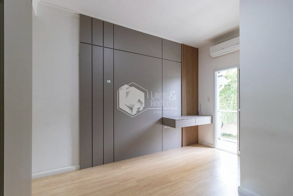 Casa à venda com 2 quartos, 96m² - Foto 9