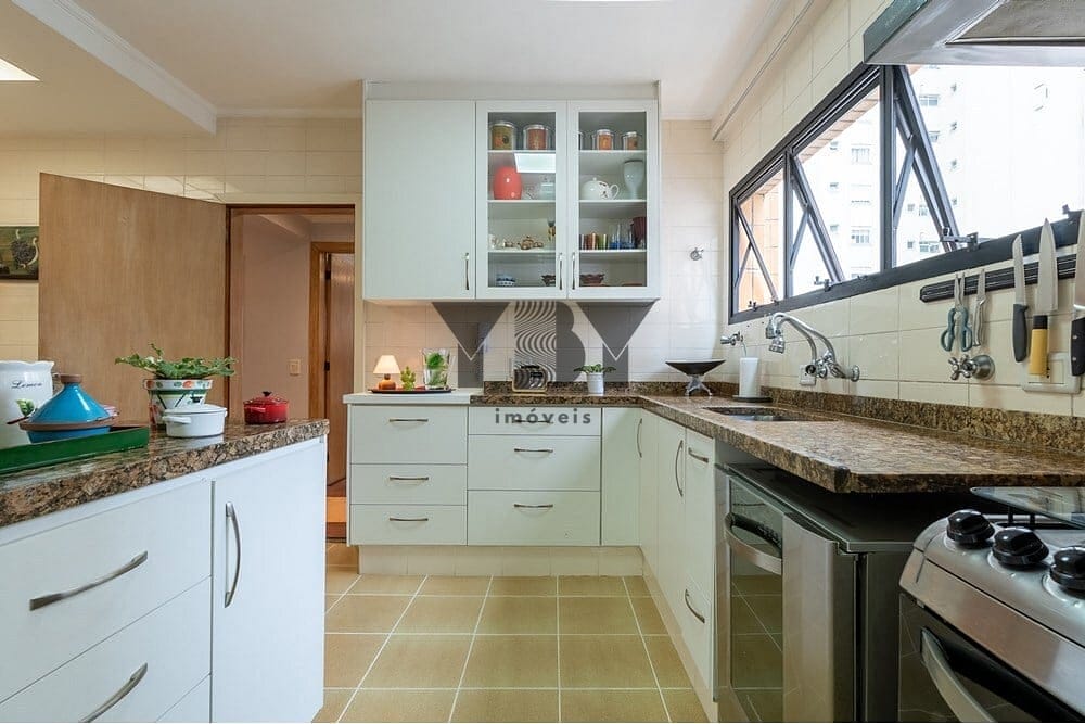 Apartamento à venda com 4 quartos, 141m² - Foto 50