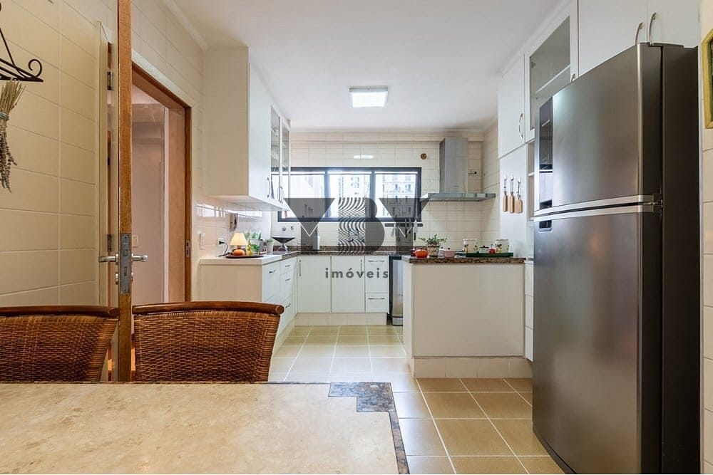 Apartamento à venda com 4 quartos, 141m² - Foto 48
