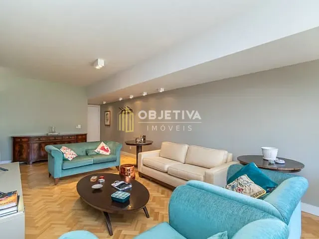 Apartamento 3 quartos e 1 banheiro, à venda, no bairro Moinhos de Vento em Porto Alegre