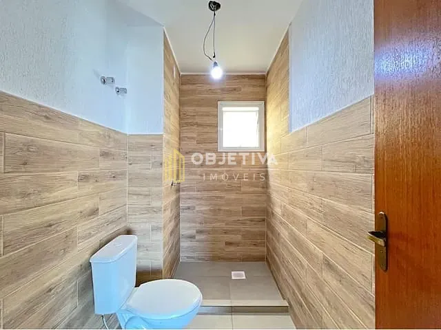 Casa 3 quartos e 4 banheiros, à venda, no bairro Hípica em Porto Alegre