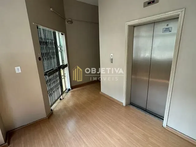 Sala à venda, no bairro Centro Histórico em Porto Alegre