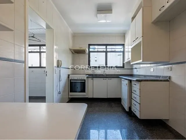 Apartamento 4 quartos e 5 banheiros, à venda, no bairro Moema em São Paulo