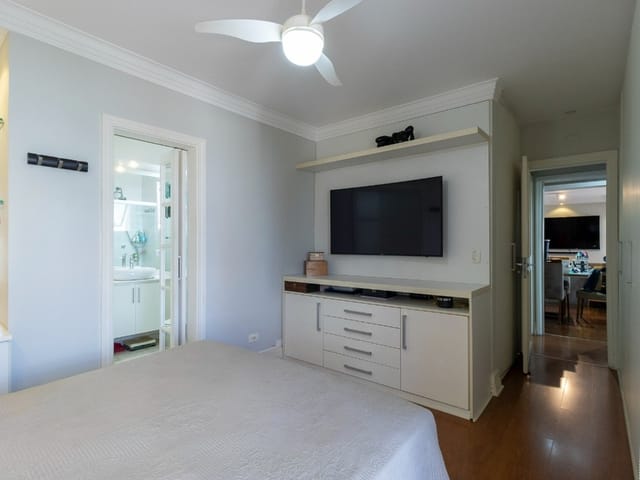 Foto do Apartamento - Apartamento à venda 3 Quartos 1 Suite 2 Vagas 110M² Campo Belo São Paulo - SP | Lares e Andares Imóveis