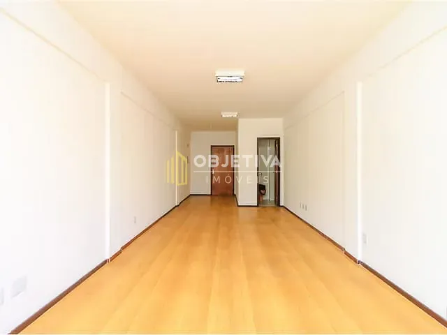 Sala à venda, no bairro Floresta em Porto Alegre