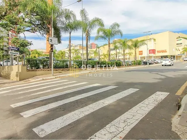 Sala à venda, no bairro Floresta em Porto Alegre