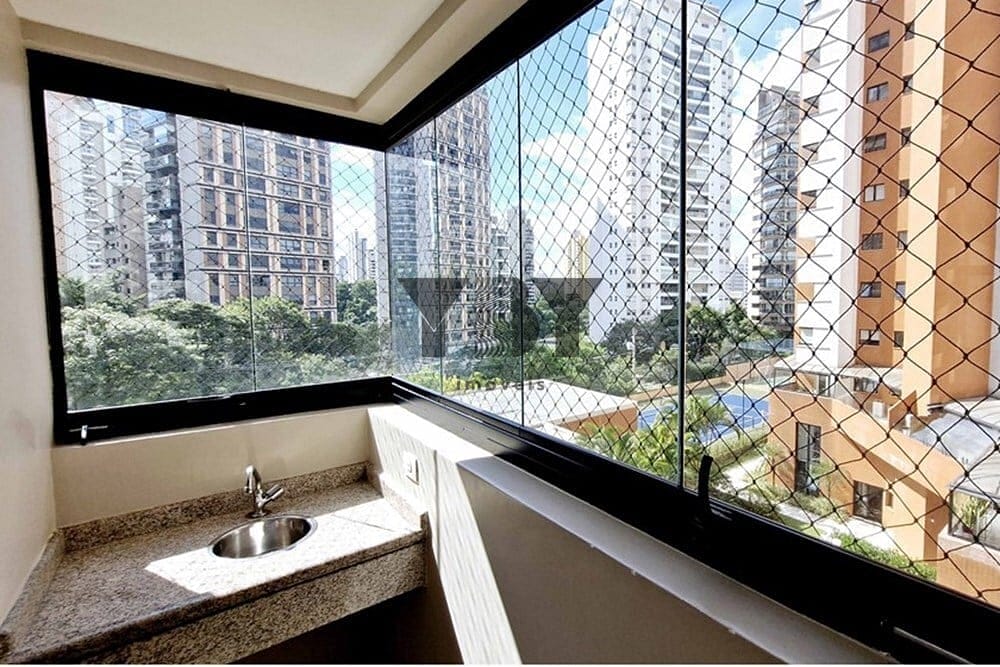 Apartamento à venda com 3 quartos, 195m² - Foto 7