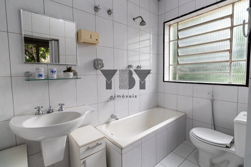 Casa à venda com 4 quartos, 128m² - Foto 2