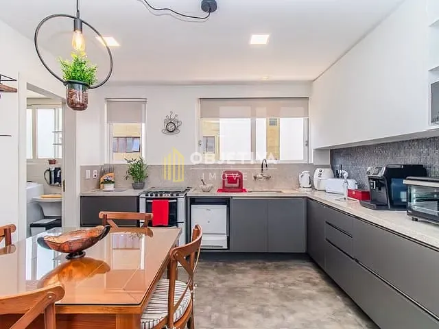 Apartamento 3 quartos e 4 banheiros, à venda, no bairro Mont Serrat em Porto Alegre