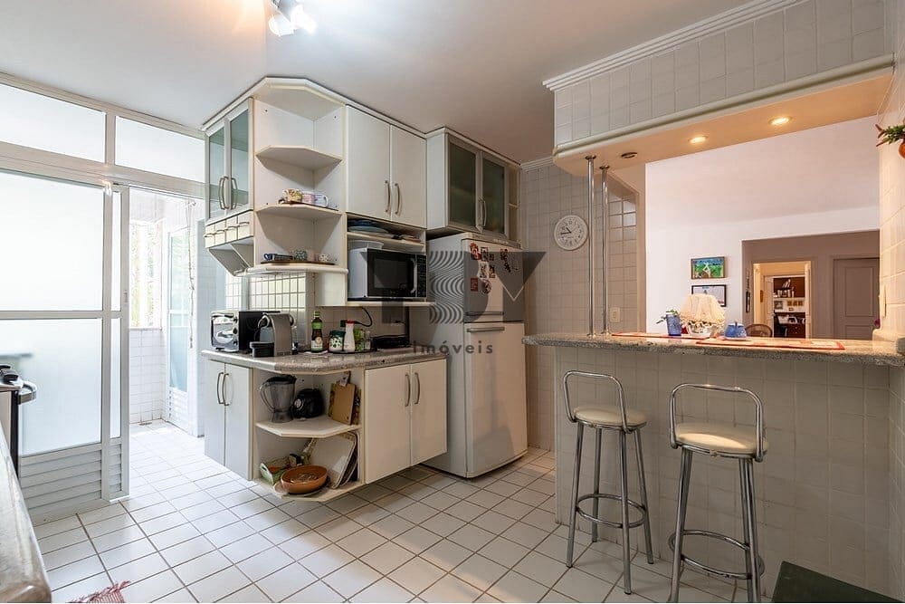 Apartamento à venda com 3 quartos, 116m² - Foto 10