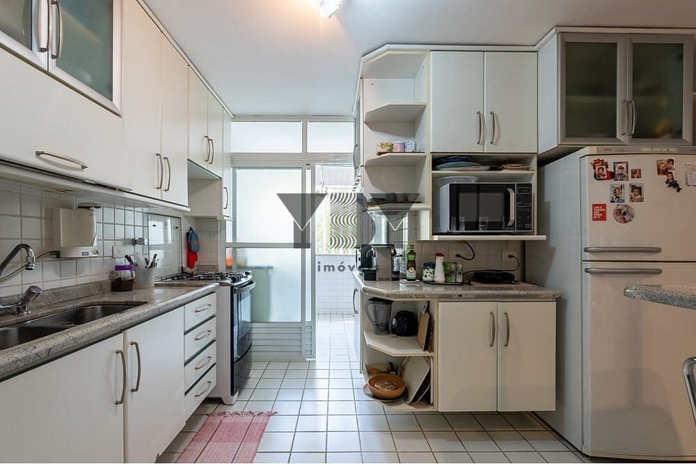 Apartamento à venda com 3 quartos, 116m² - Foto 11