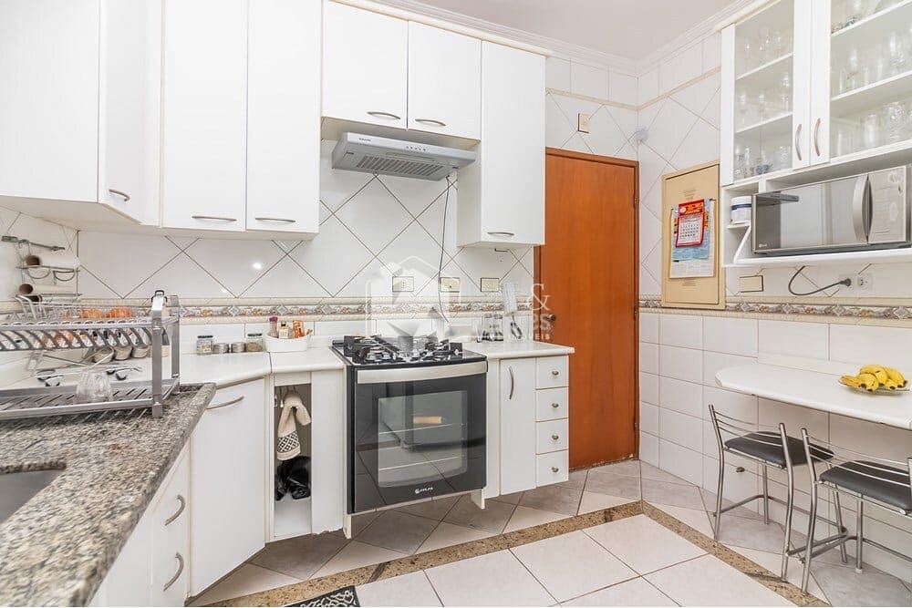 Casa à venda com 3 quartos, 143m² - Foto 11
