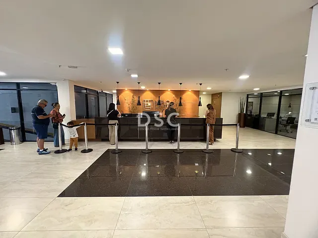 Sala à venda, no bairro Centro em Curitiba