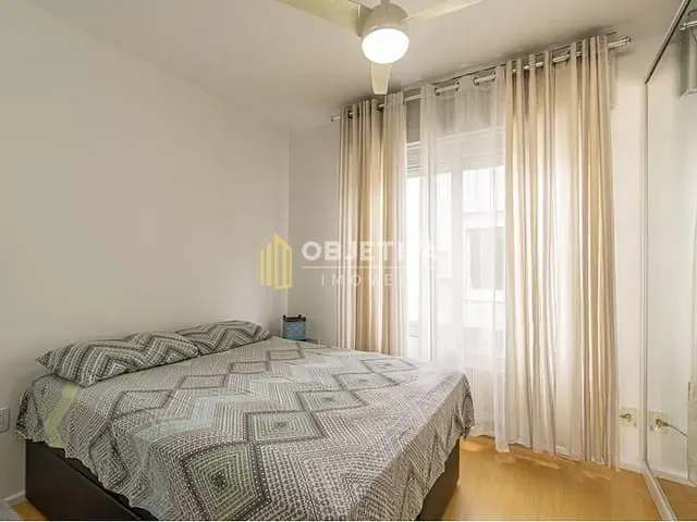 Apartamento 1 quarto e 1 banheiro, à venda, no bairro Menino Deus em Porto Alegre