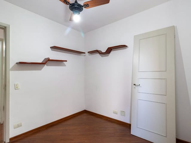 Foto do Apartamento - Apartamento à venda 3 Quartos 1 Suite 2 Vagas 89M² Moema São Paulo - SP | Lares e Andares Imóveis