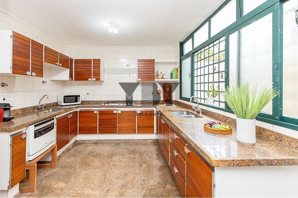 Casa à venda com 4 quartos, 482m² - Foto 3