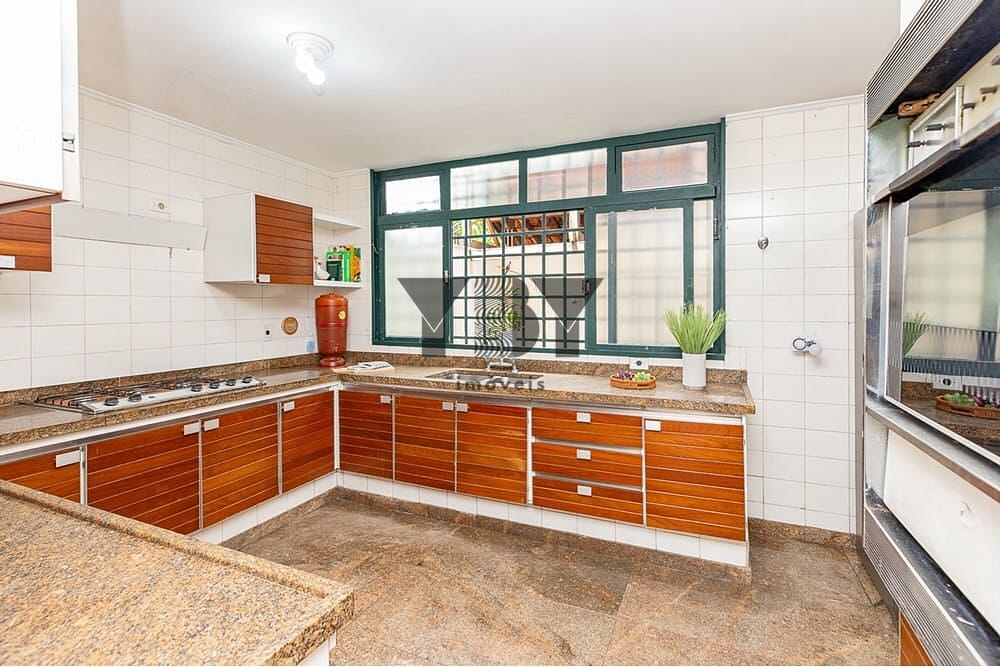 Casa à venda com 4 quartos, 482m² - Foto 4