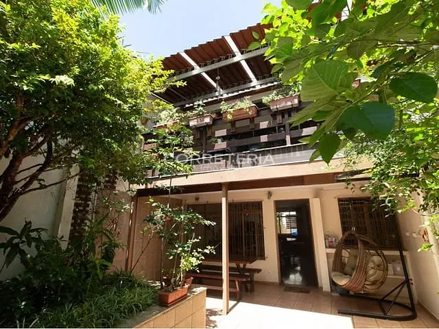 Casa 4 quartos e 7 banheiros, à venda, no bairro Campo Belo em São Paulo