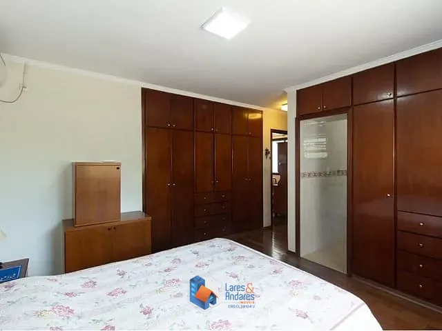 Casa 4 quartos e 7 banheiros, à venda, no bairro Campo Belo em São Paulo