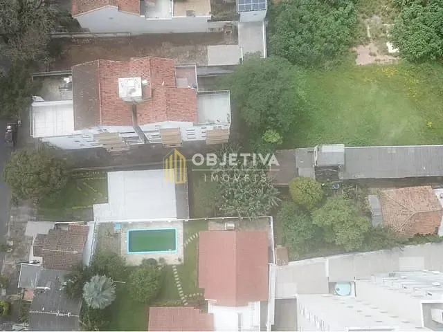 Terreno à venda, no bairro Cristo Redentor em Porto Alegre