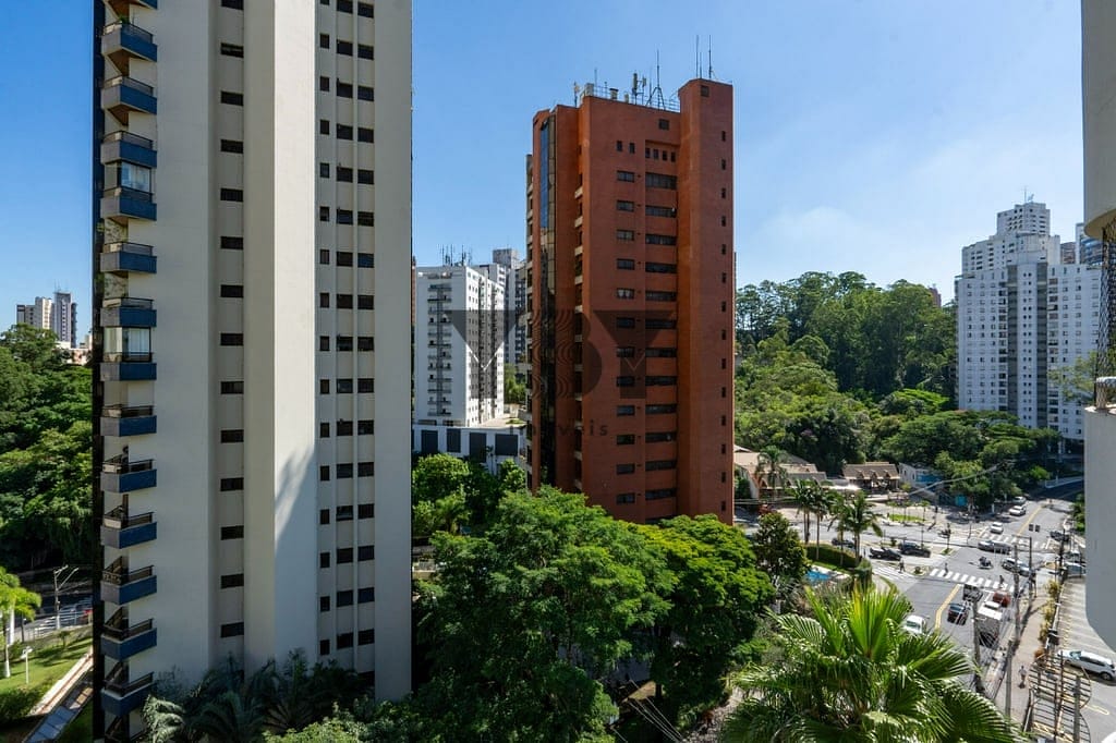 Cobertura à venda com 4 quartos, 255m² - Foto 4