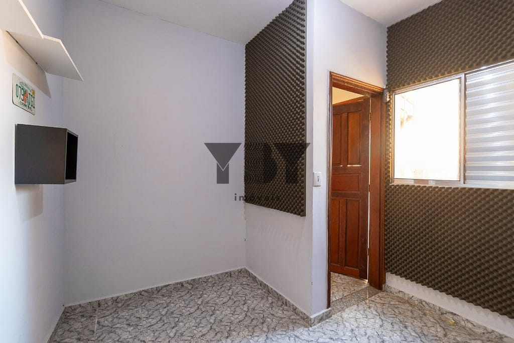 Casa à venda com 3 quartos, 330m² - Foto 40