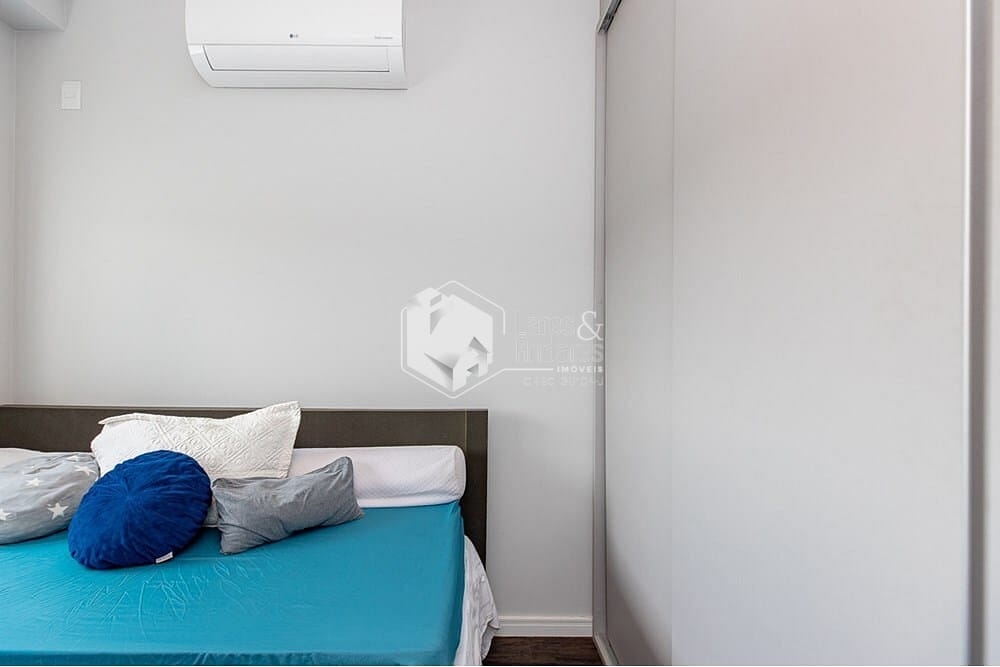 Apartamento à venda com 3 quartos, 136m² - Foto 3