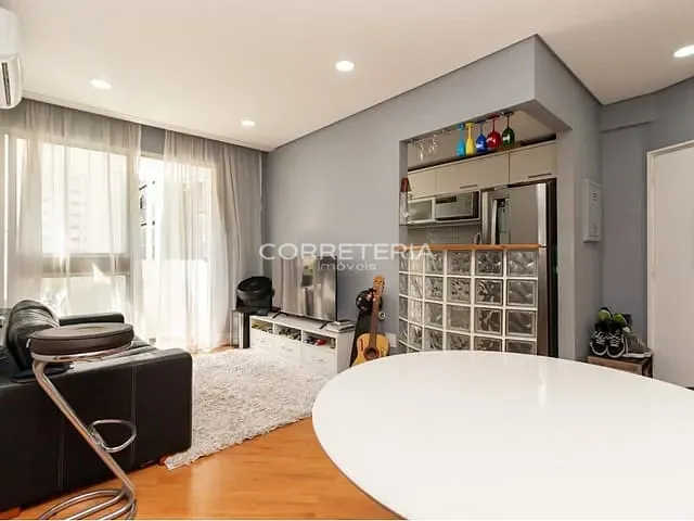 Apartamento 2 quartos e 1 banheiro, à venda, no bairro Moema em São Paulo