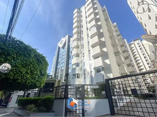 Apartamento 2 quartos e 1 banheiro, à venda, no bairro Moema em São Paulo