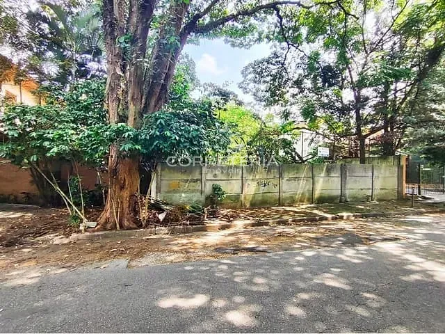 Terreno à venda, no bairro Butantã em São Paulo