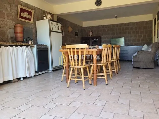 Casa 3 quartos e 4 banheiros, à venda, no bairro Tristeza em Porto Alegre