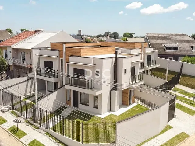 Casa 3 quartos e 3 banheiros, à venda, no bairro Atuba em Curitiba
