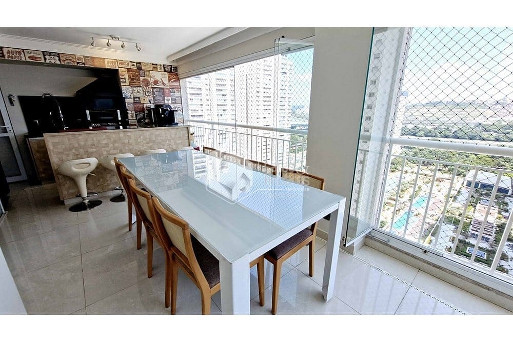 Apartamento à venda com 2 quartos, 100m² - Foto 1