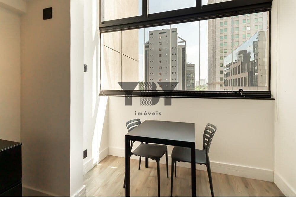 Apartamento à venda com 1 quarto, 45m² - Foto 27