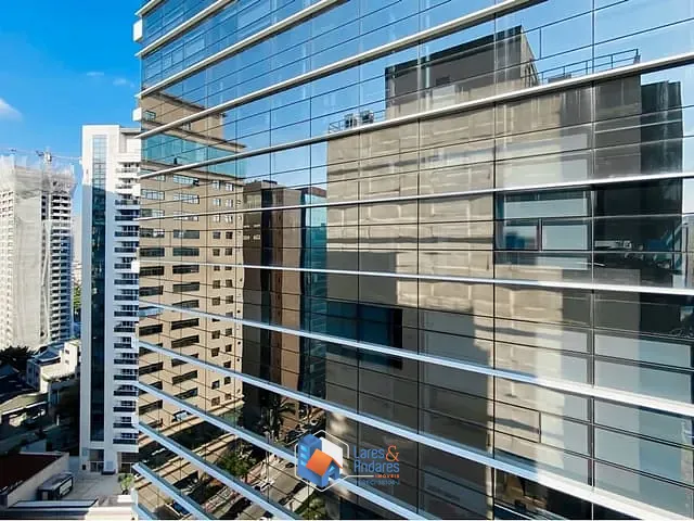 Apartamento 1 quarto e 2 banheiros, à venda, no bairro Vila Olímpia em São Paulo