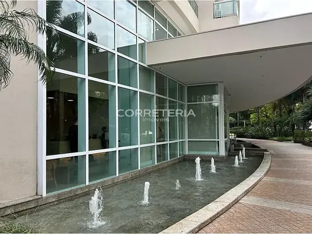 Sala à venda, no bairro Pinheiros em São Paulo