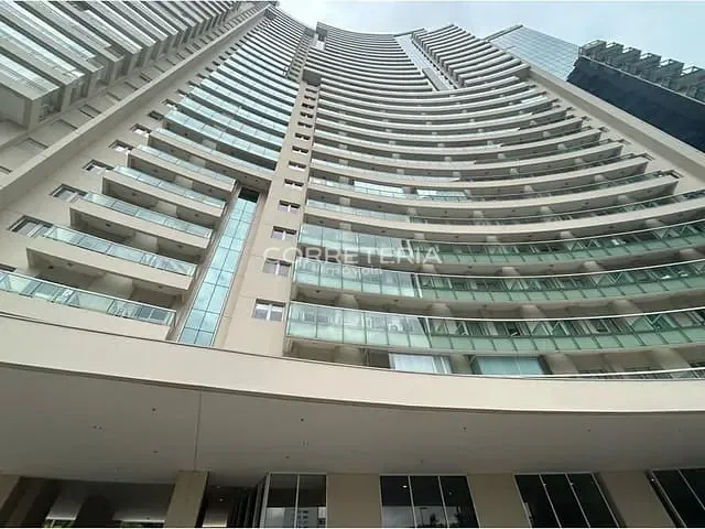 Sala à venda, no bairro Pinheiros em São Paulo