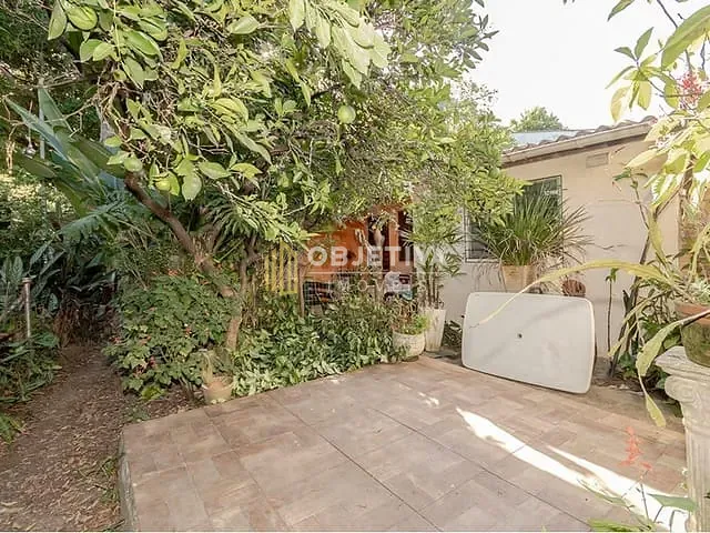 Casa 4 quartos e 2 banheiros, à venda, no bairro Espírito Santo em Porto Alegre