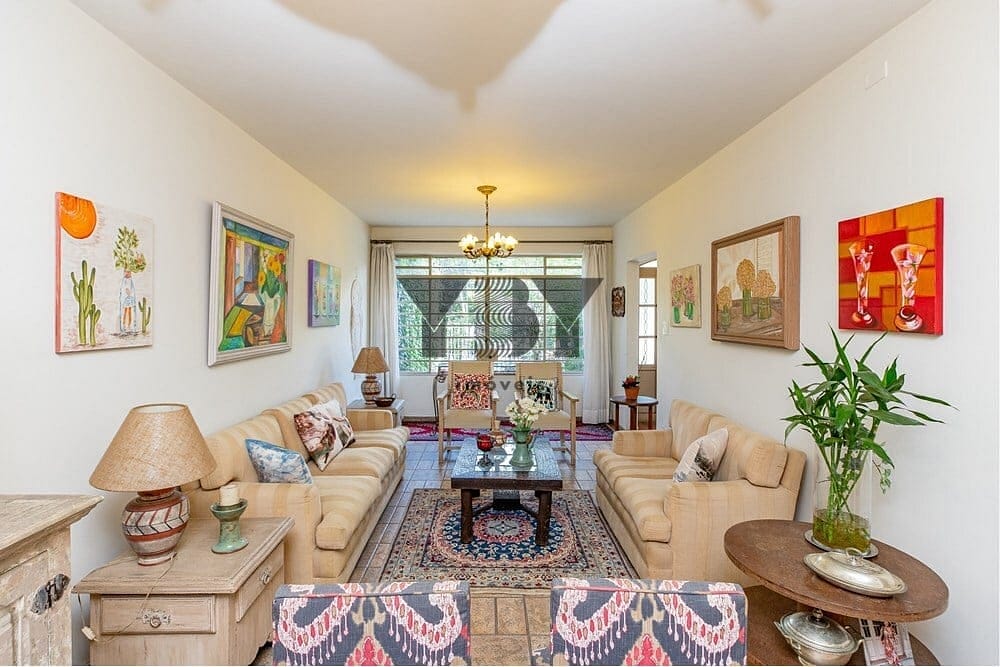 Casa, 3 quartos, 232 m² - Foto 1