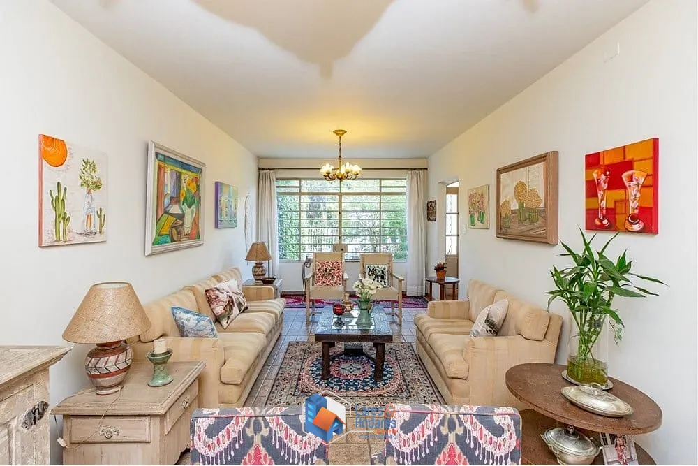 Casa, 3 quartos, 232 m² - Foto 1