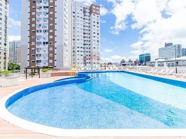 Apartamento 3 quartos e 3 banheiros, à venda, no bairro Vila Ipiranga em Porto Alegre