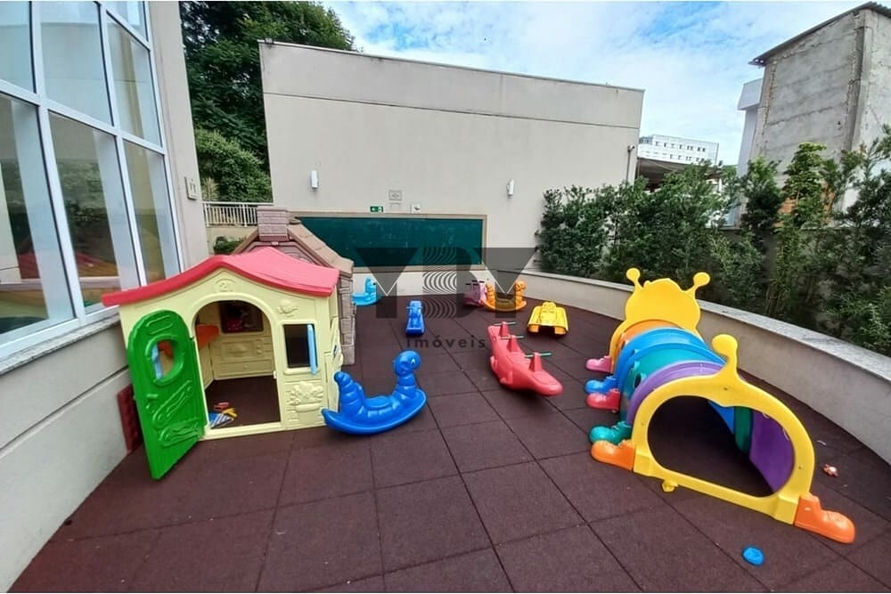 Apartamento à venda com 3 quartos, 96m² - Foto 9